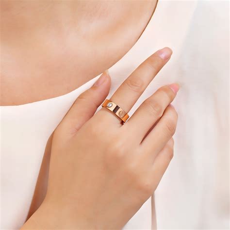 Designer Rings for Women and Men in Gold, Silver 